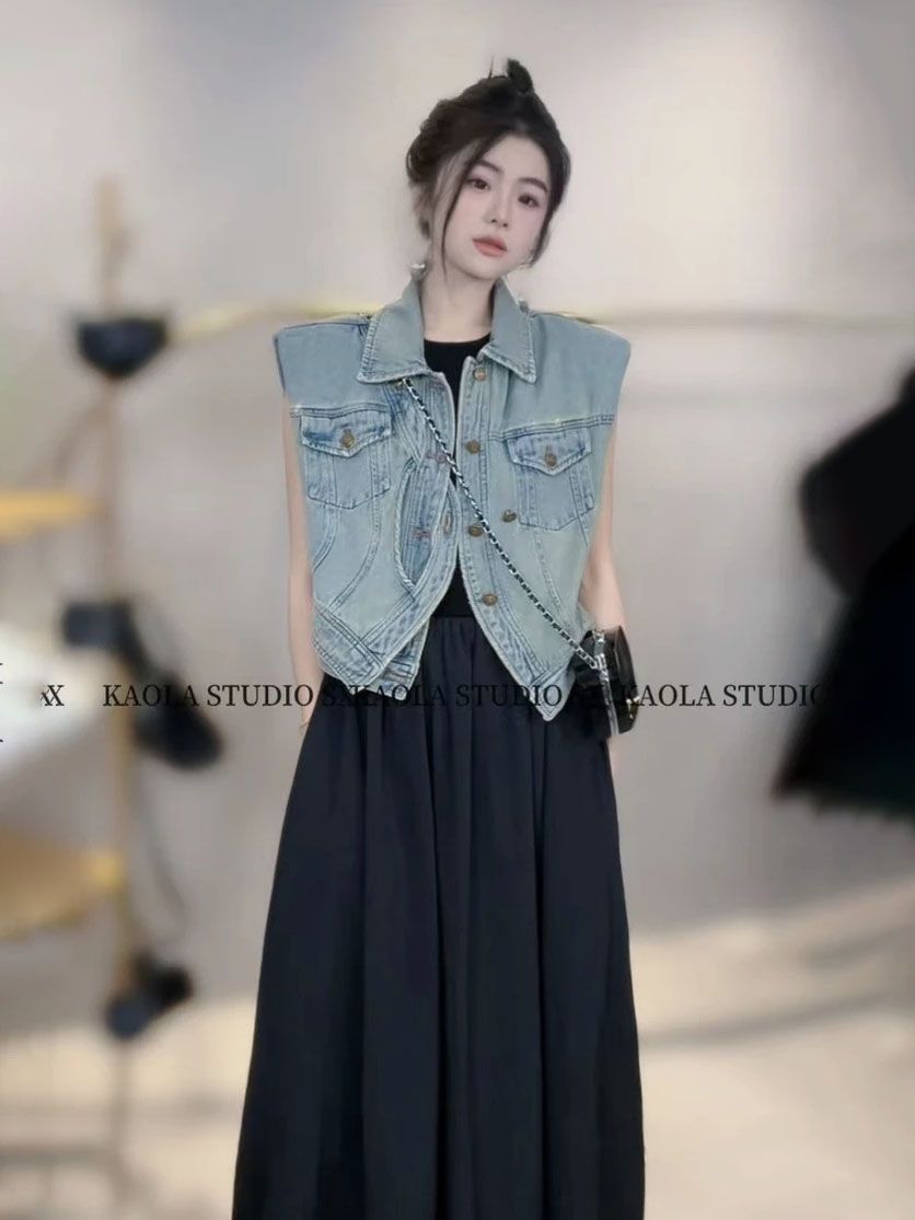 High-end design sense single-breasted short foreign style waistcoat sleeveless short denim vest coat women Korean style women's tops