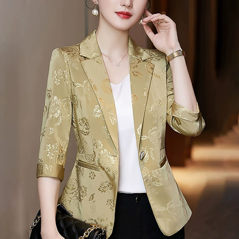 小西裝外套女高級感2023新款洋氣高檔時尚氣質短款七分袖小西服女