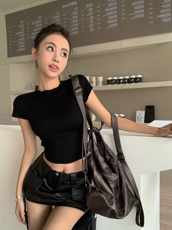 SODAZZZ high-end American hot girl ins exposed waist strap black short-sleeved top thin and breathable slim short T-shirt