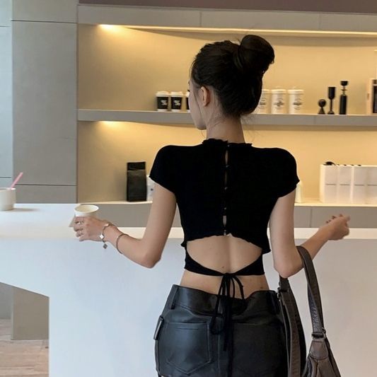 SODAZZZ high-end American hot girl ins exposed waist strap black short-sleeved top thin and breathable slim short T-shirt