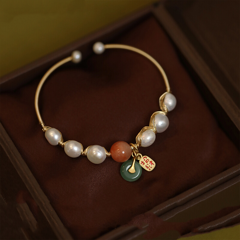 创意复古民族风珍珠手镯轻奢小众设计感手环简约时尚气质百搭手饰