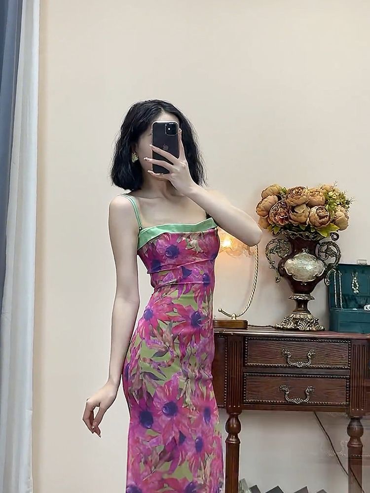 Xiaozi Goddess Fan Suspender Dress Chengdu Street Shooting Niche New Chinese Tea Break French Dress Internet Celebrity