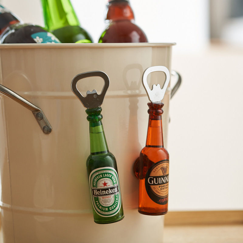 多功能趣味冰箱贴啤酒开瓶器磁吸冰箱贴家用装饰创意开瓶器酒起子