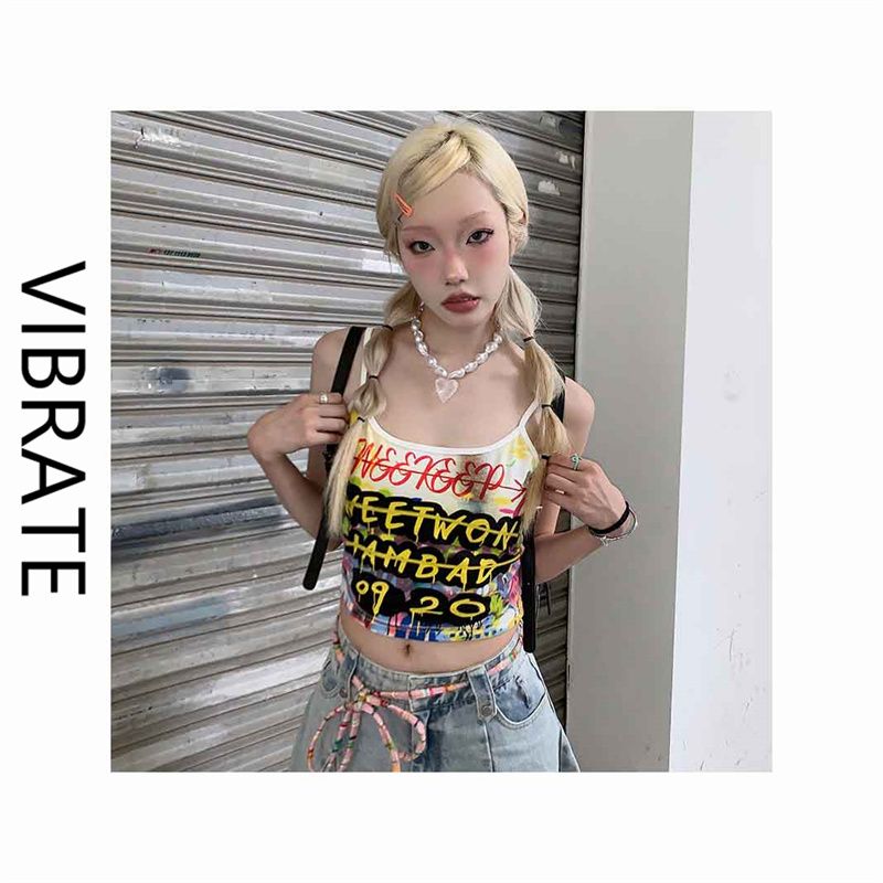 VIBRATE千禧辣妹字母塗鴉印花撞色吊帶背心 修身街頭顯瘦短上衣