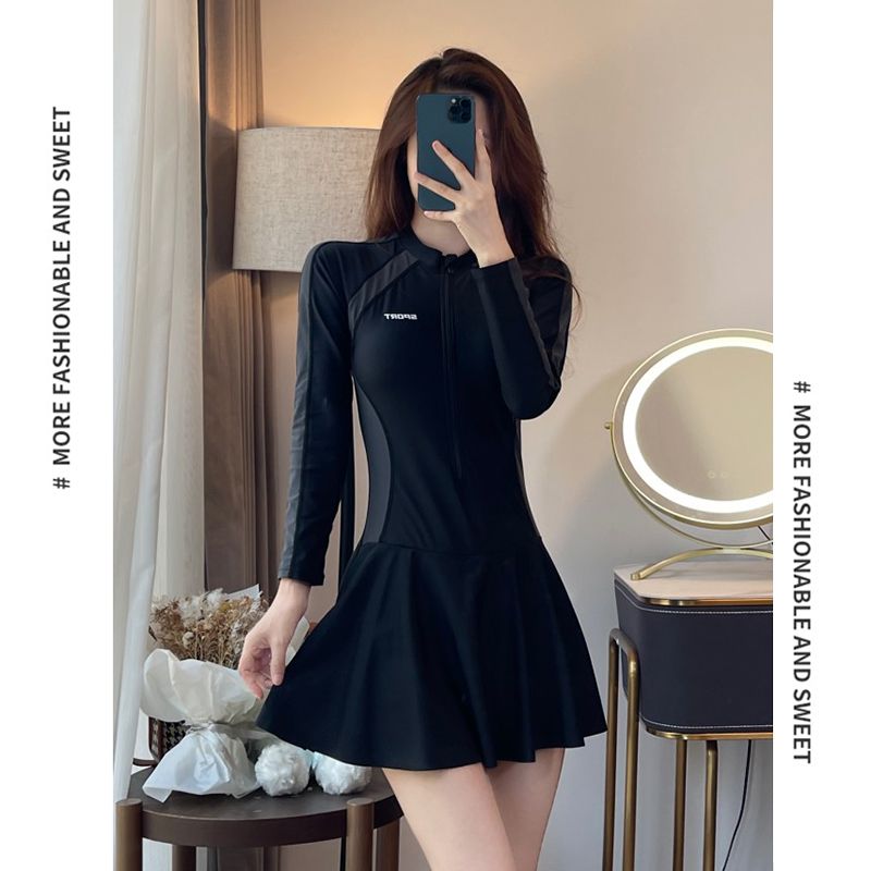 Beginner's swimsuit for women, one-piece, conservative, belly-covering, slimming, fashionable and super fairy ins new long-sleeved anti-exposure