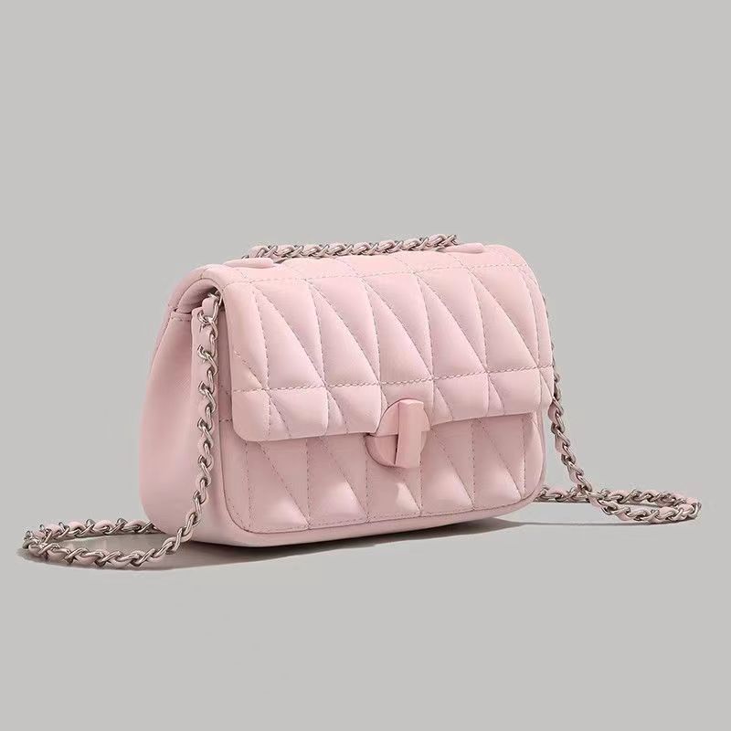 UA niche pink rhombus underarm bag for women 2023 new commuter small square bag high-end casual shoulder crossbody bag