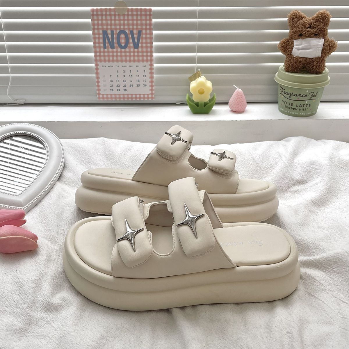 Velcro thick-soled sandals for women's summer outer wear 2023 new style star soft-soled non-slip sandals