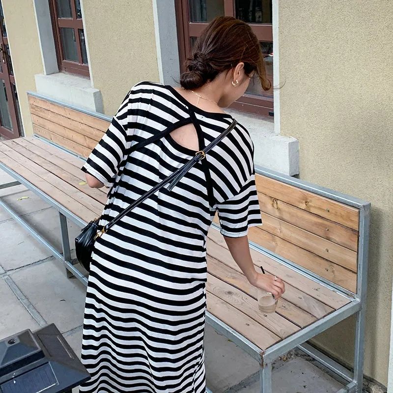 Fat MM extra large size 300 catties pregnant woman dress 2023 summer loose hidden meat thin striped backless T-shirt dress