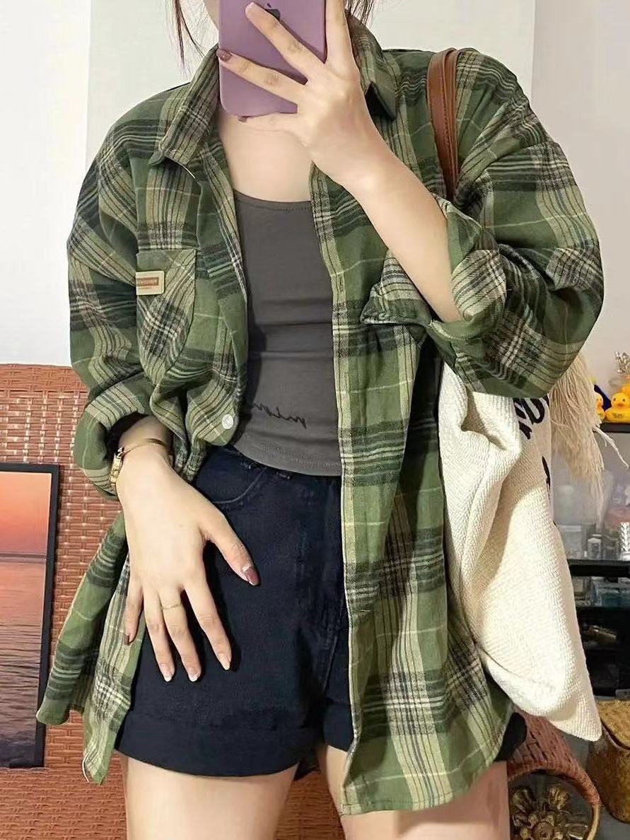 夏季2023新款森系復古綠色格子襯衫女港風潮流寬鬆休閒襯衣防曬衫