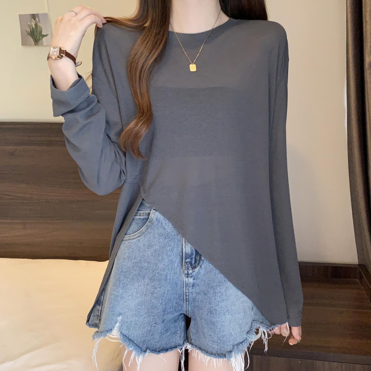 Long-sleeved t-shirt for women in summer, unique and chic, thin sun protection small blouse, irregular pure desire, see-through short top, trendy