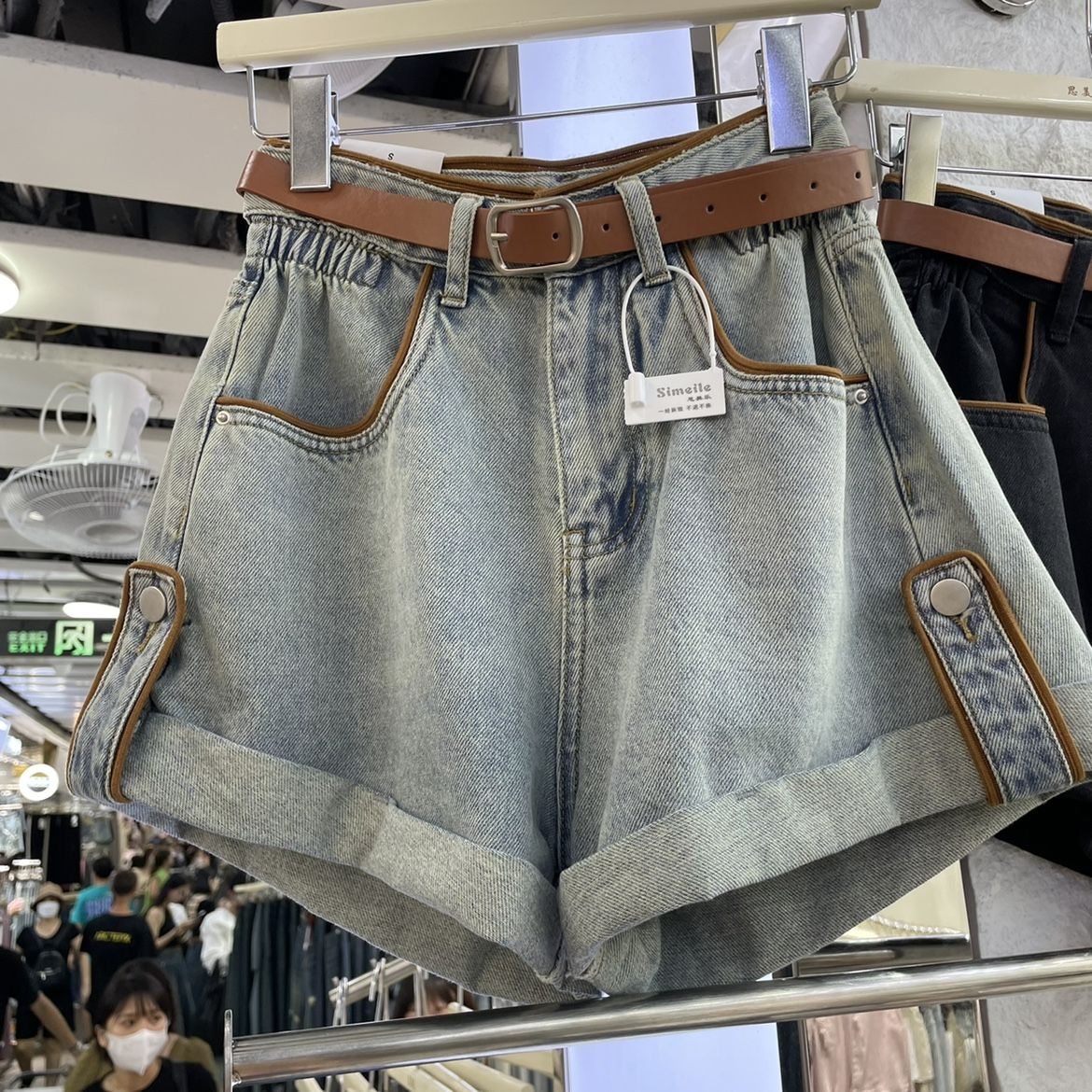 2023夏季新款韓版百搭辣妹高腰卷邊牛仔短褲女修身顯瘦A字闊腿褲