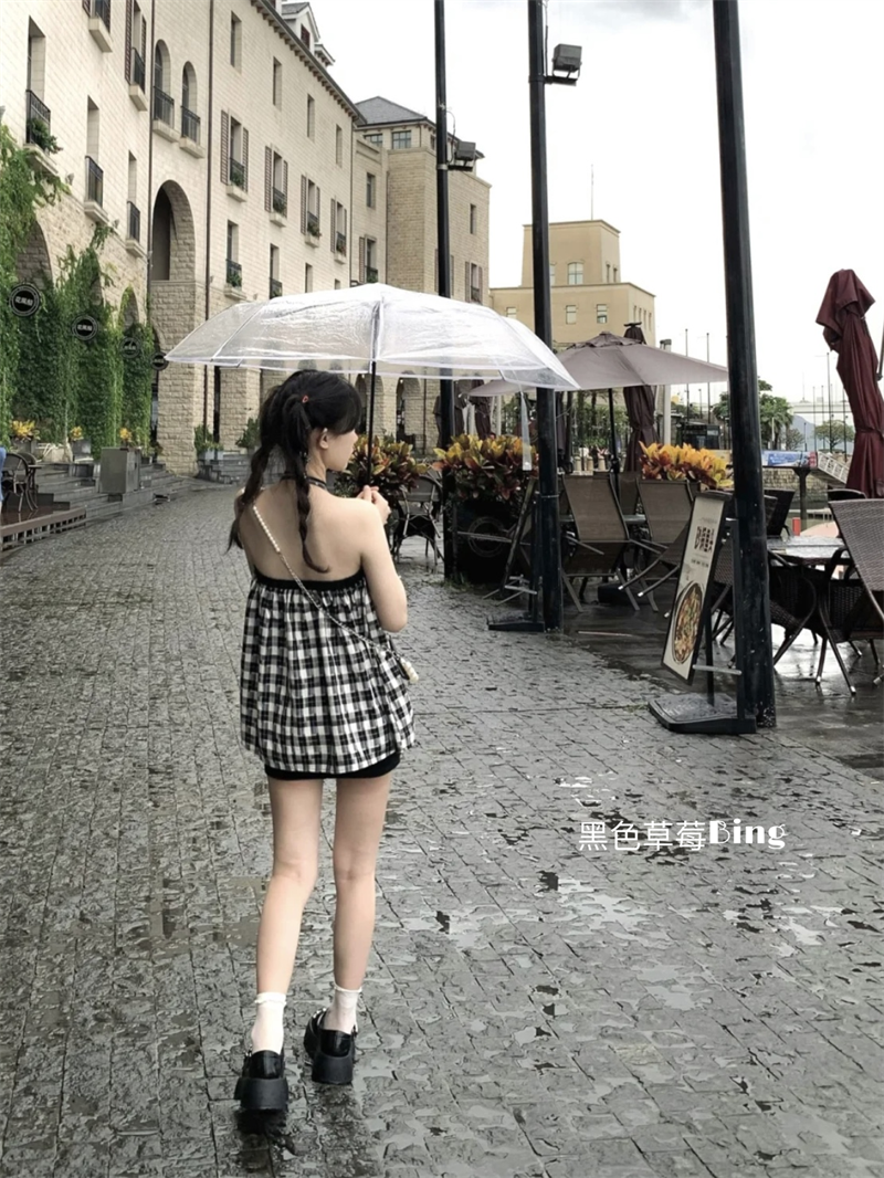 韓系甜辣風撞色格子掛脖背心女夏季小眾設計感寬鬆短款娃娃衫上衣