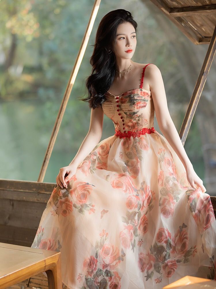 French retro tea break floral sling dress women's summer new design sense niche waist mid-length skirt