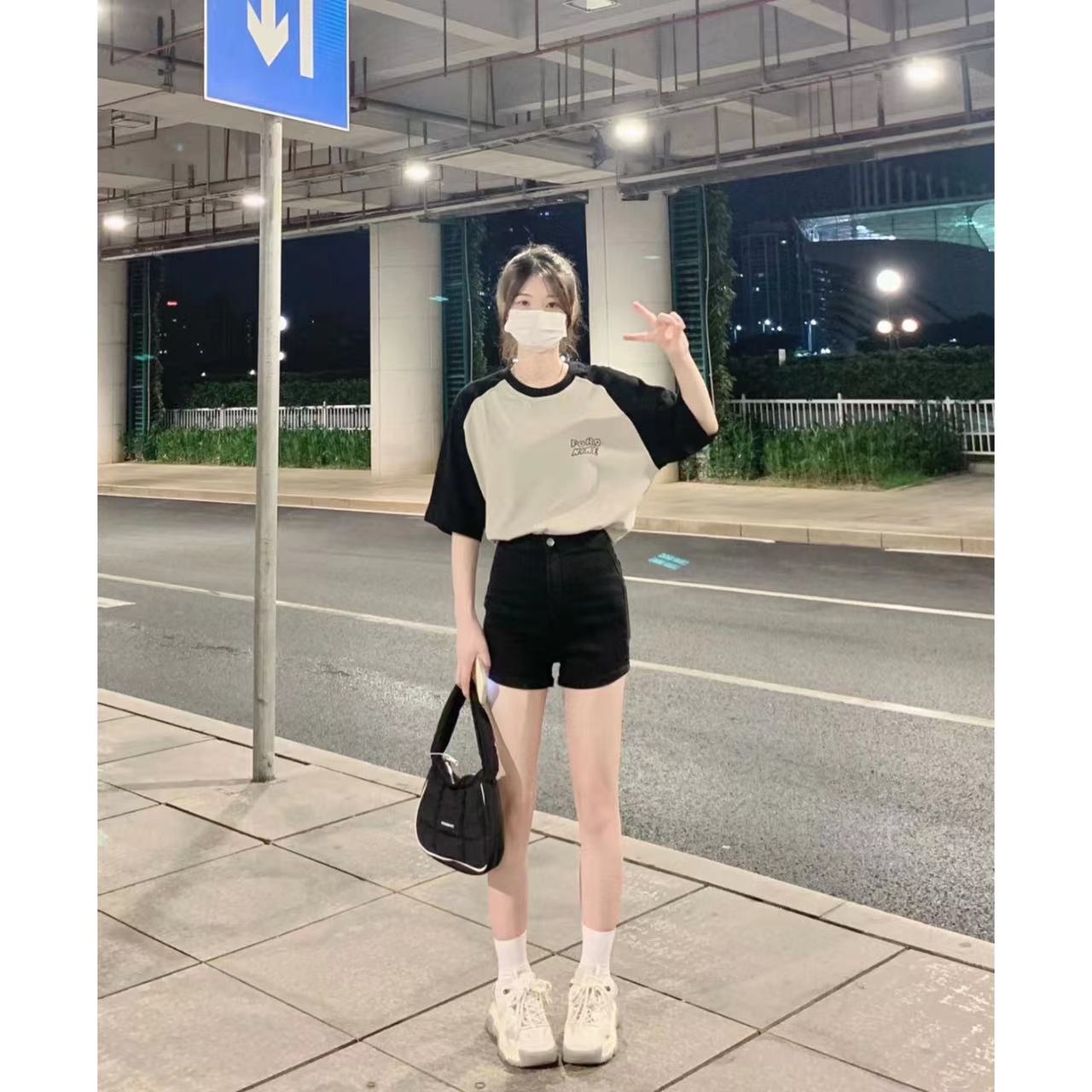 黑色牛仔短褲女水洗彈力夏季包臀顯腿長潮流直筒辣妹美式熱褲百搭