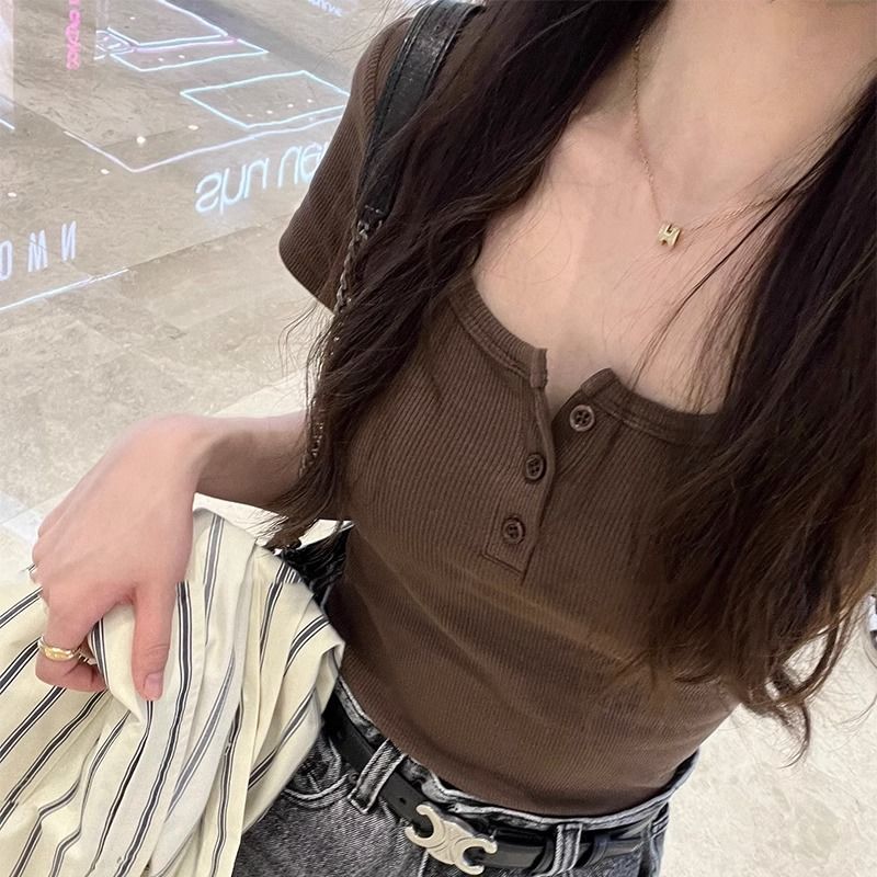 [Pure cotton front shoulder] American thread basic short-sleeved t-shirt female Xialu collarbone sexy ins short top tide