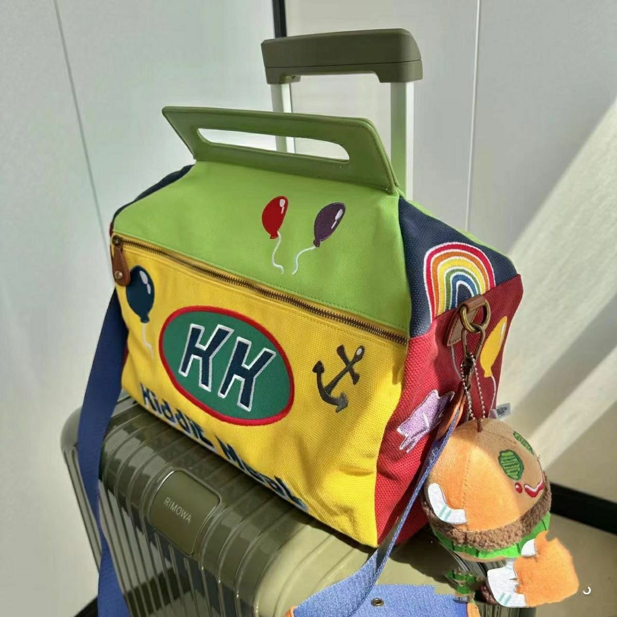蟹黄包系列旅行袋大容量便当包斜挎包时尚收纳旅行包可爱手提袋
