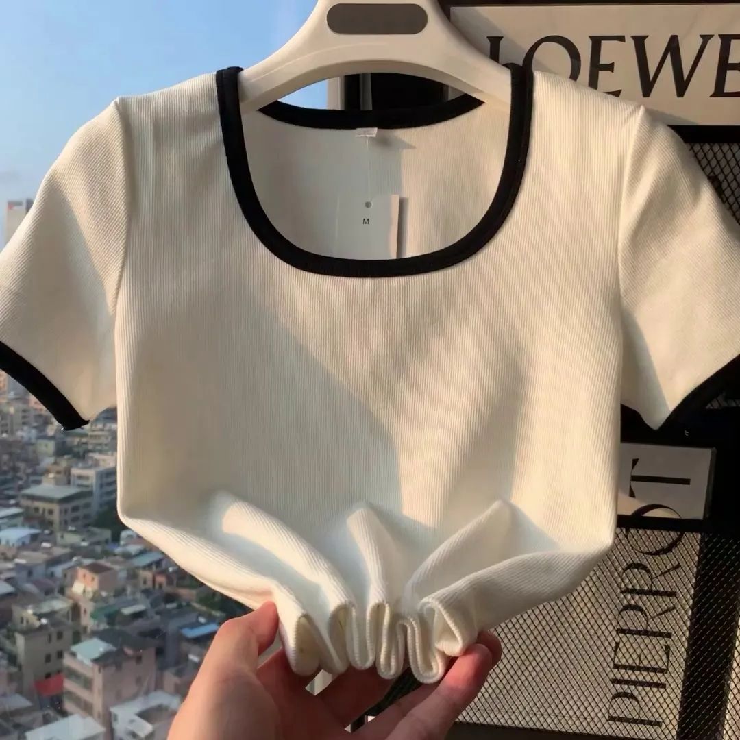Sweet Spice Girls U-neck collarbone short-sleeved t-shirt women's 2023 new summer design sense chic color matching shoulder short top