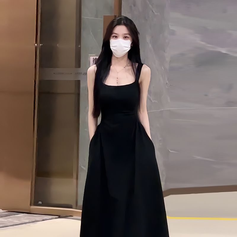 法式氣質赫本風白色吊帶連衣裙子女夏季2023新款收腰a字長裙高級