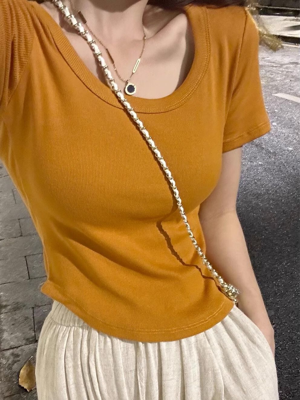 [Front shoulder bottoming] Slim fit U-neck short-sleeved summer dress all-match solid color inner simple wind t-shirt top