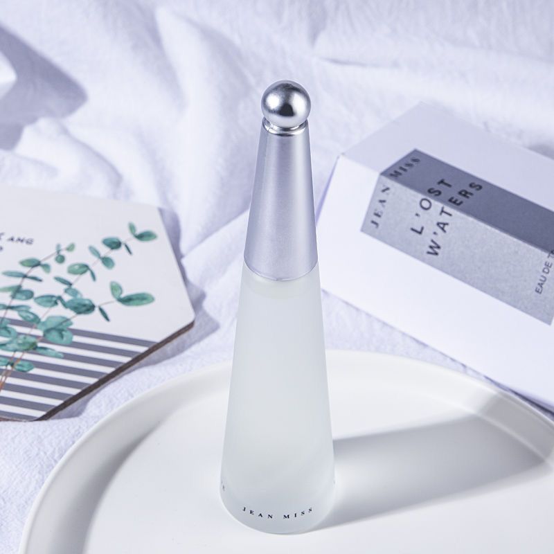 Wow! Parfyme som forbipasserende stiller spørsmål ved, lett og rent vann, menn og kvinner, langvarig duft, lite antall studenter, eau de toilette_voghion.com