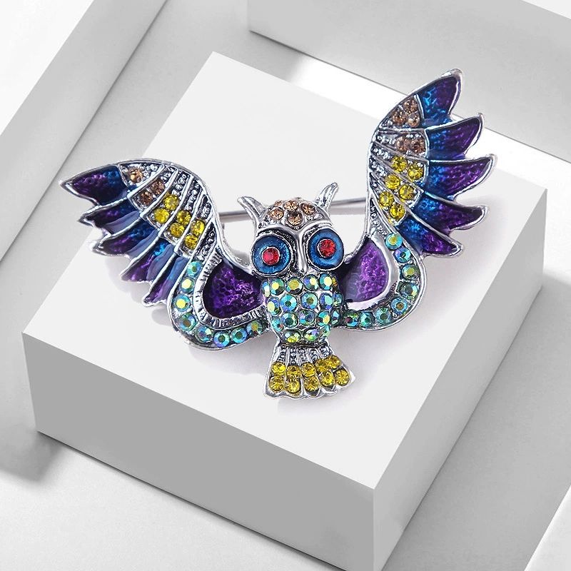 New Fashion Oil Dropping Owl brooch Super Cute Animal Breast Flower Bat Exquisite Pins  Style_voghion.com