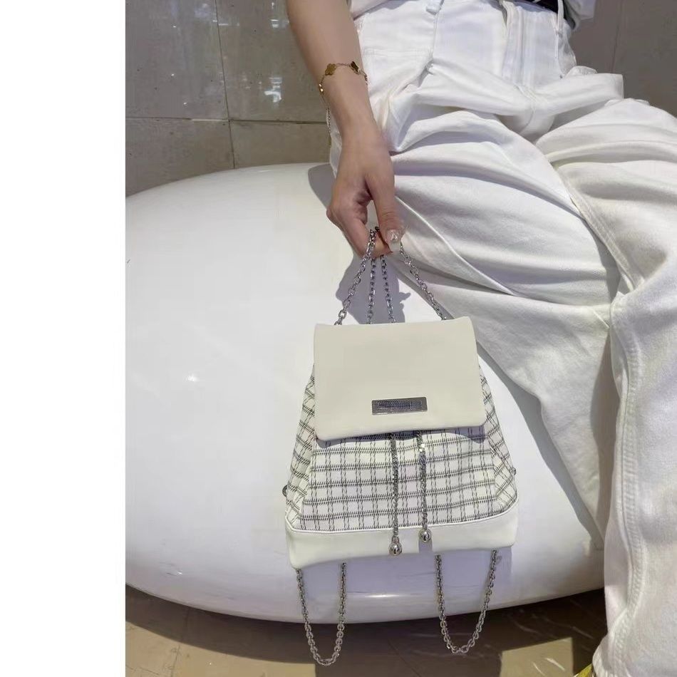 Original design Y2K chain backpack 2023 new college style high-end mini backpack for women