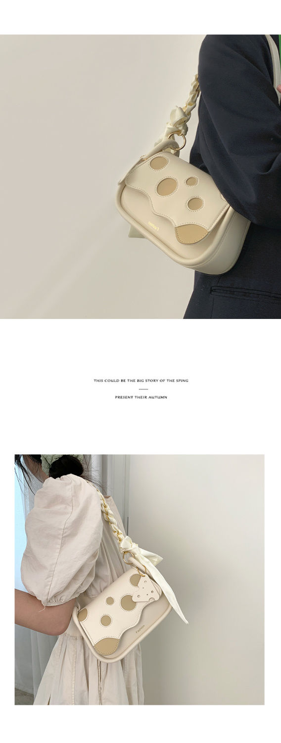 FOUR ONE Xia Xiaozhon Ins da donna, versatile formaggio sotto le ascelle, piccolo quadrato Ba Hih, tracolla monospalla di qualità_voghion.com