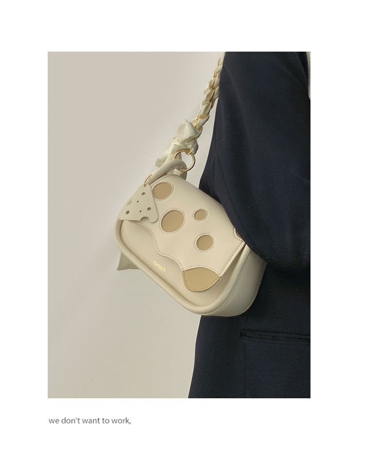 FOUR ONE Xia Xiaozhon Ins da donna, versatile formaggio sotto le ascelle, piccolo quadrato Ba Hih, tracolla monospalla di qualità_voghion.com