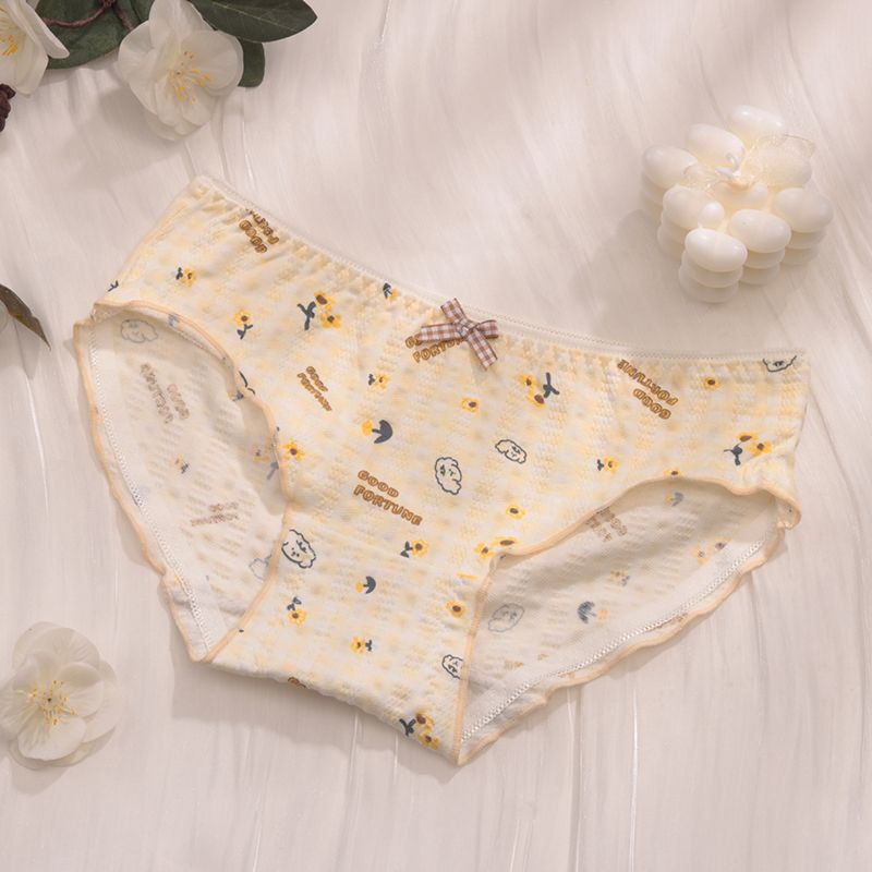  new pure cotton girl underwear female students cute Japanese style cotton crotch mid-waist large size breathable briefs