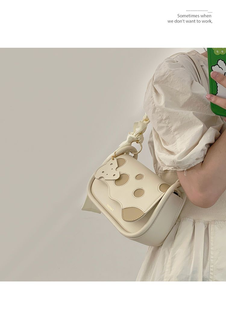 FOUR ONE Xia Xiaozhon Ins da donna, versatile formaggio sotto le ascelle, piccolo quadrato Ba Hih, tracolla monospalla di qualità_voghion.com