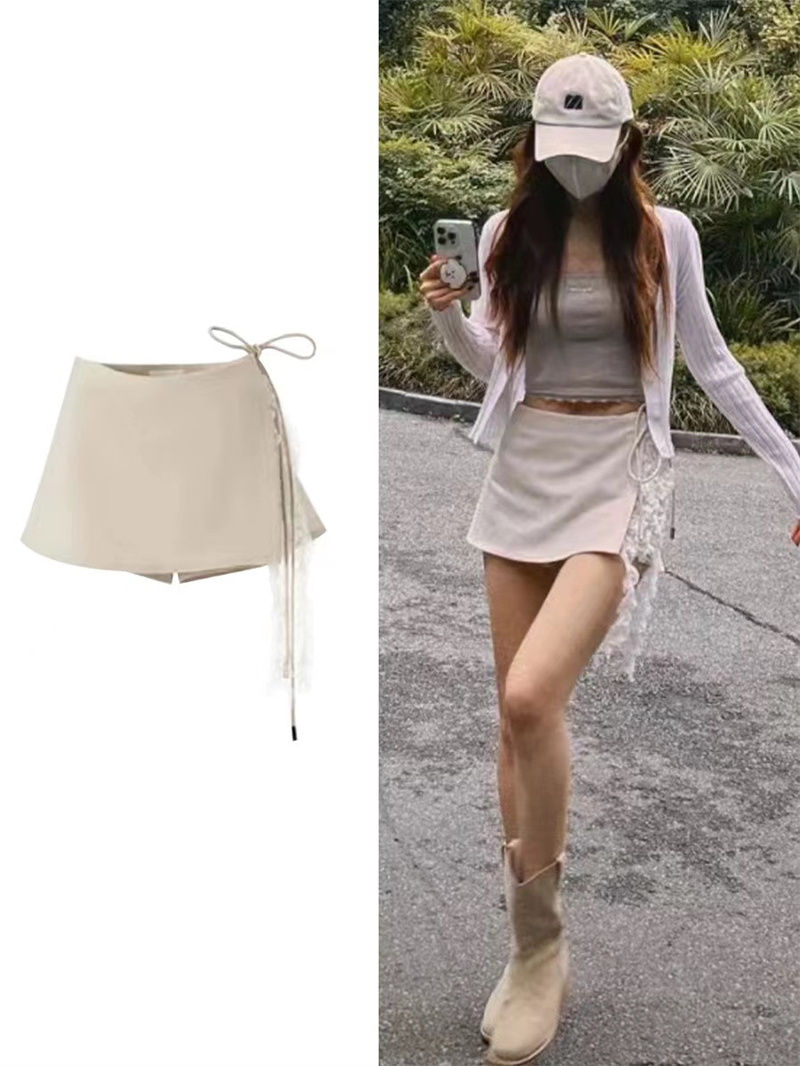 Houlang Zhao Lusi with the same white thin cardigan sunscreen shirt with drawstring skirt pants vest short-sleeved T suit female