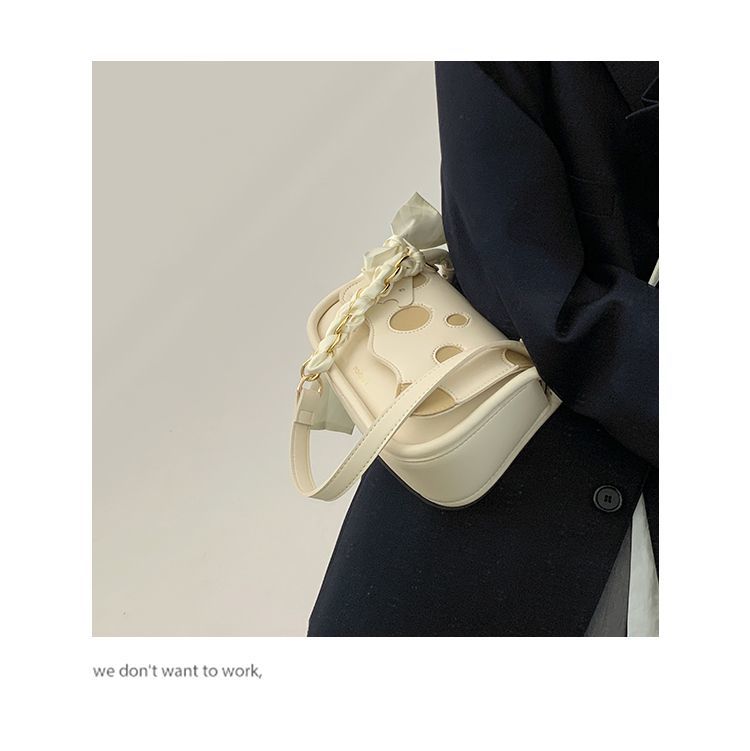 FOUR ONE Xia Xiaozhon Ins da donna, versatile formaggio sotto le ascelle, piccolo quadrato Ba Hih, tracolla monospalla di qualità_voghion.com