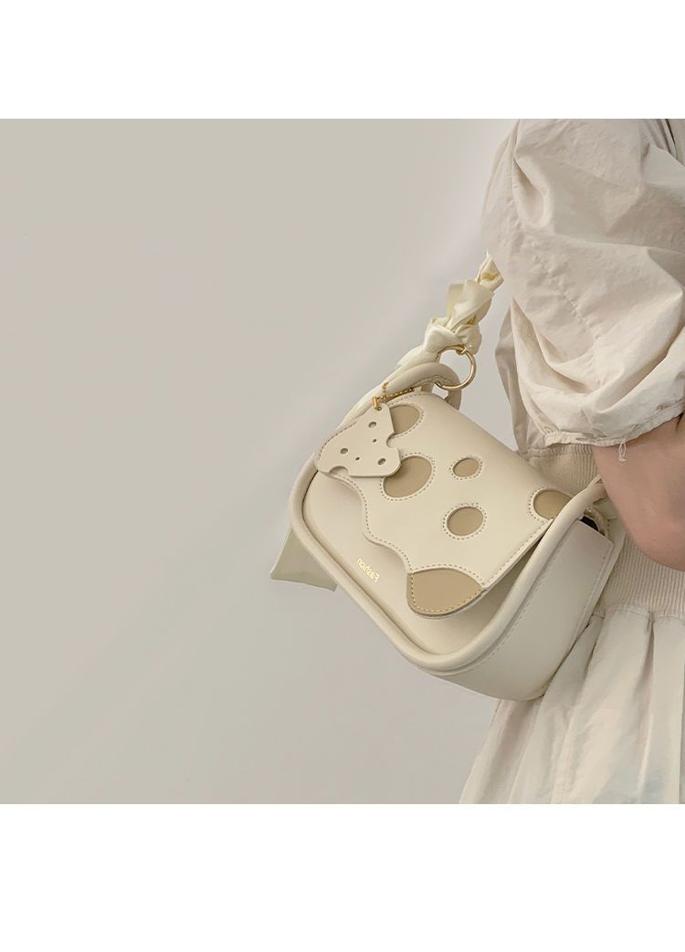 FOUR ONE Xia Xiaozhon Ins da donna, versatile formaggio sotto le ascelle, piccolo quadrato Ba Hih, tracolla monospalla di qualità_voghion.com