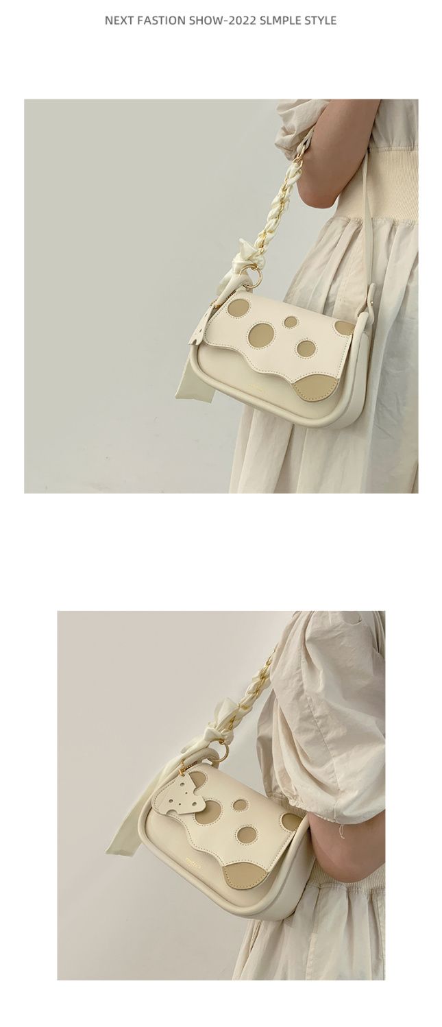 FOUR ONE Xia Xiaozhon Ins da donna, versatile formaggio sotto le ascelle, piccolo quadrato Ba Hih, tracolla monospalla di qualità_voghion.com