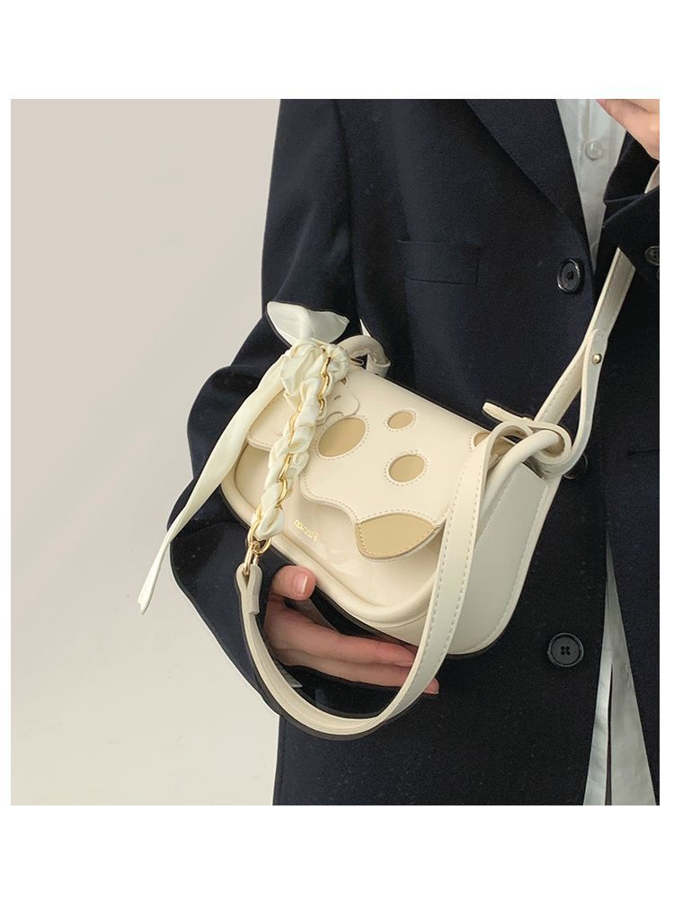 FOUR ONE Xia Xiaozhon Ins da donna, versatile formaggio sotto le ascelle, piccolo quadrato Ba Hih, tracolla monospalla di qualità_voghion.com