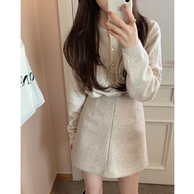 Gentle wind love button pink sweater with bottoming shirt women's spring and autumn high-quality knitted cardigan top coat