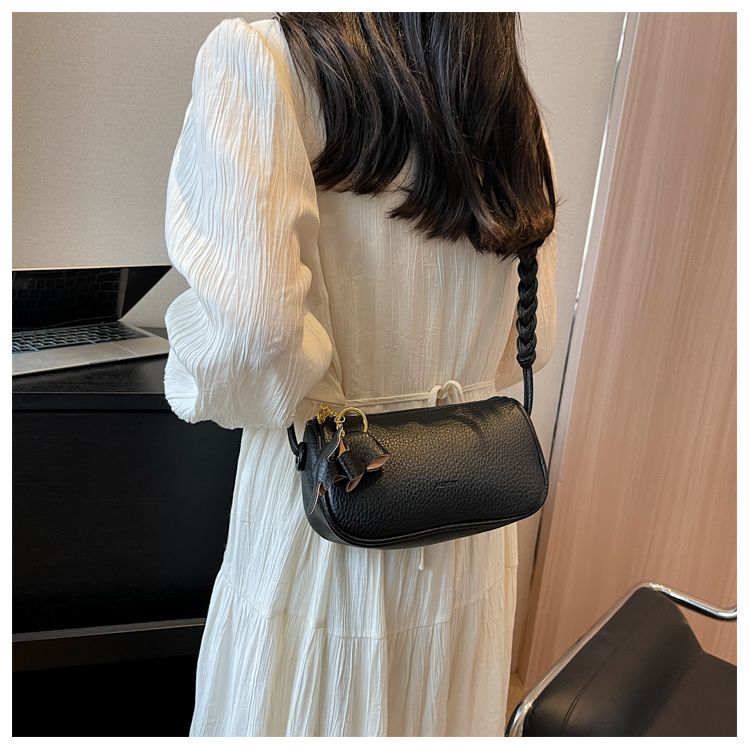 Sending Elephant Live Damentasche 2023 Sommer Neue Kissentasche mit Litschi-Muster Vielseitige One-Shoulder-Crossbody-Tasche_voghion.com