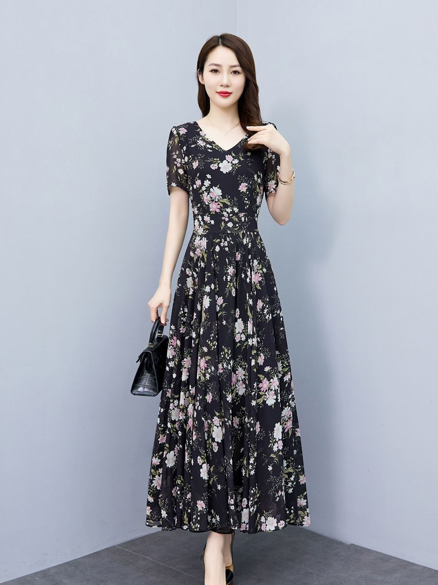 夏季連衣裙2023新款高檔洋氣雪紡印花遮肉遮肚子高貴氣質碎花裙子