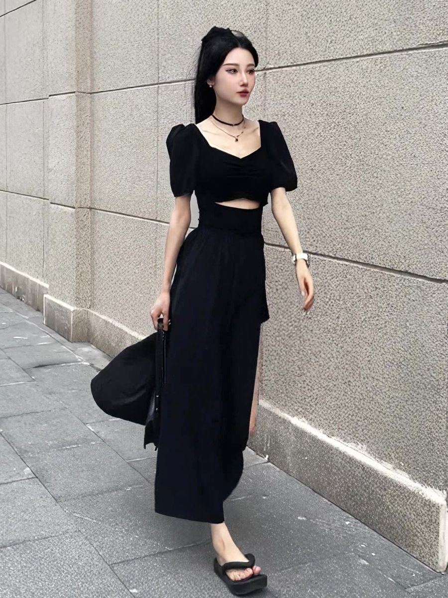 Xiaozi French black square collar short-sleeved slit dress women's new French style niche design sense long skirt tide