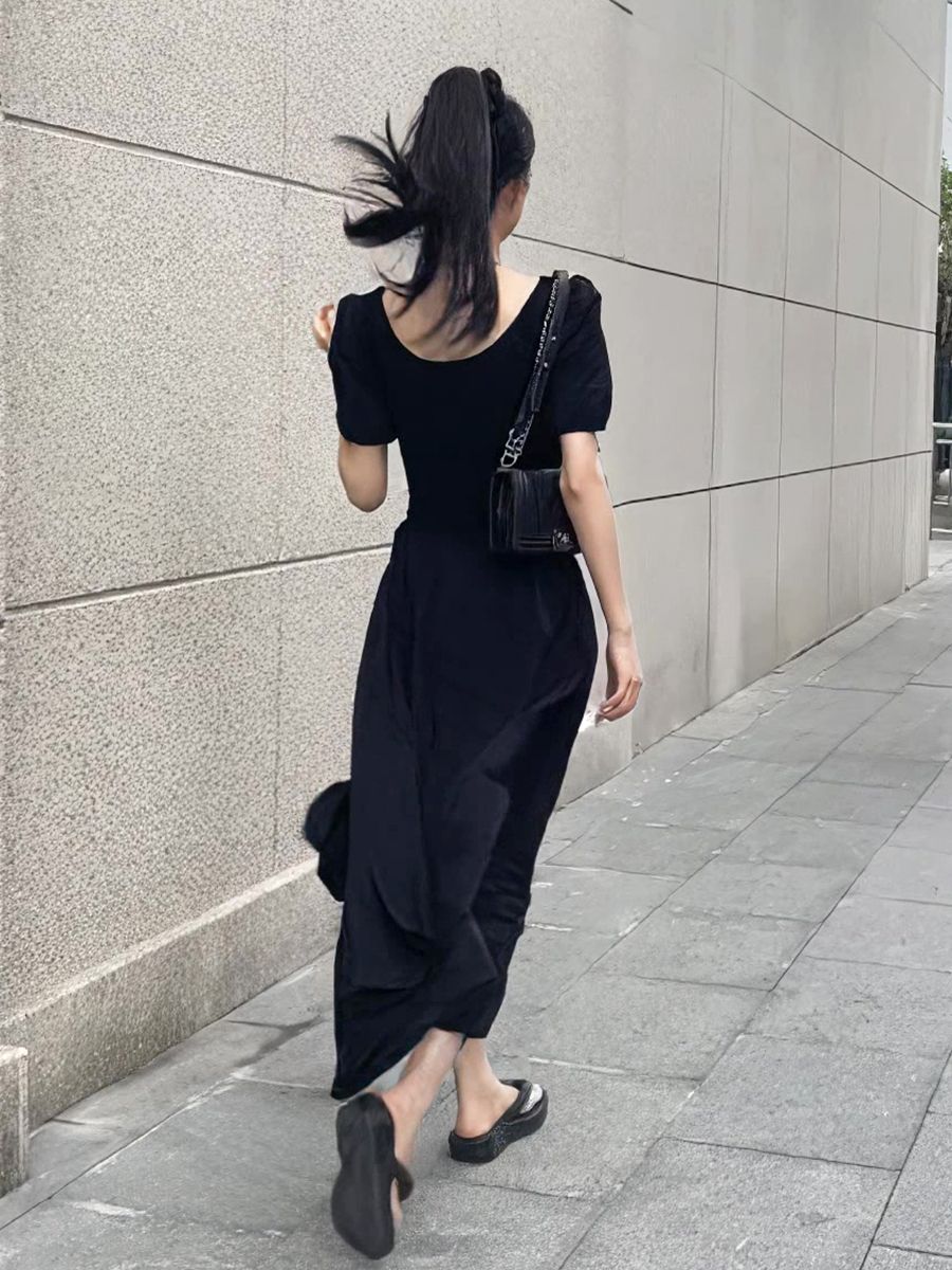 Xiaozi French black square collar short-sleeved slit dress women's new French style niche design sense long skirt tide