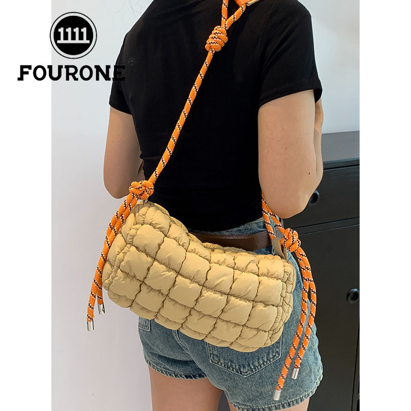 Simple and fashionable woven drawstring small bag for women, pleated rhombus small square bag, casual and versatile armpit bag