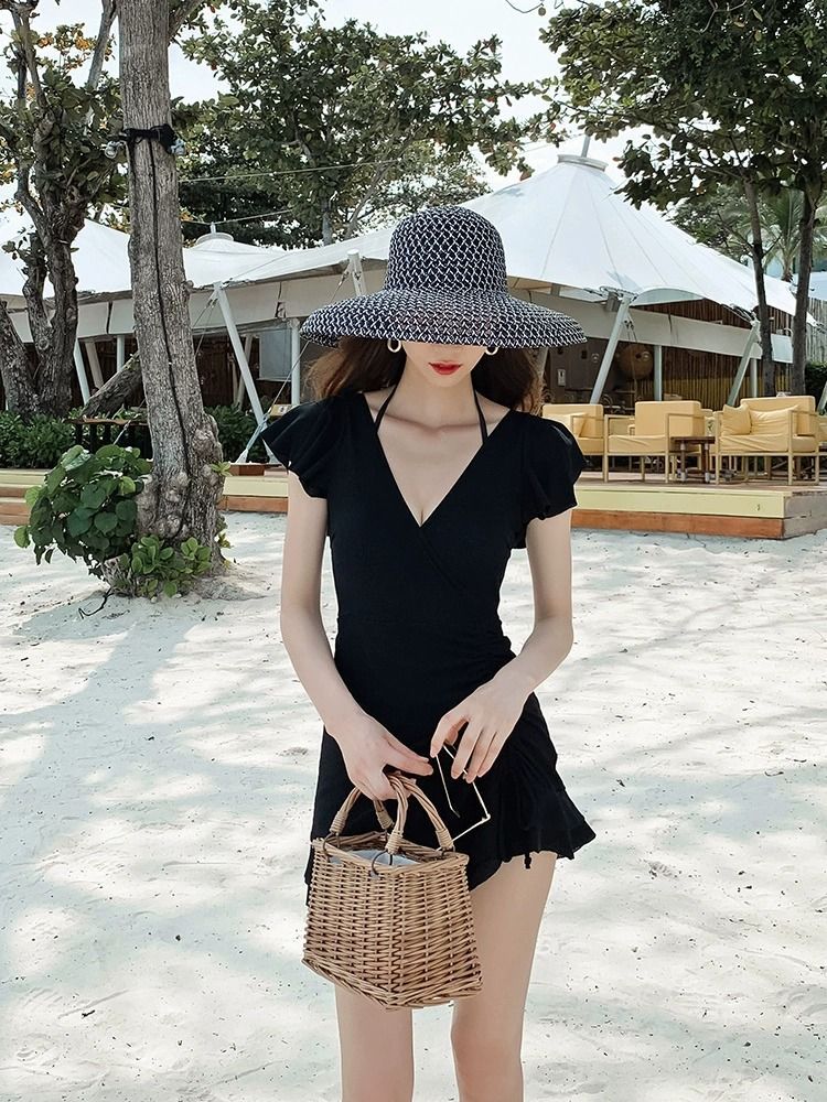 Hot spring swimsuit for women slimming belly-covering fairy style conservative 2023 new internet celebrity Korean ins one-piece swimsuit