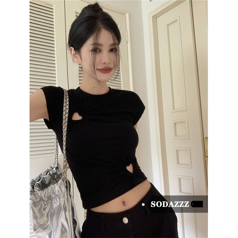 SODAZZZ愛心鏤空短袖t恤女裝夏季甜辣妹設計感小眾短款上衣潮流