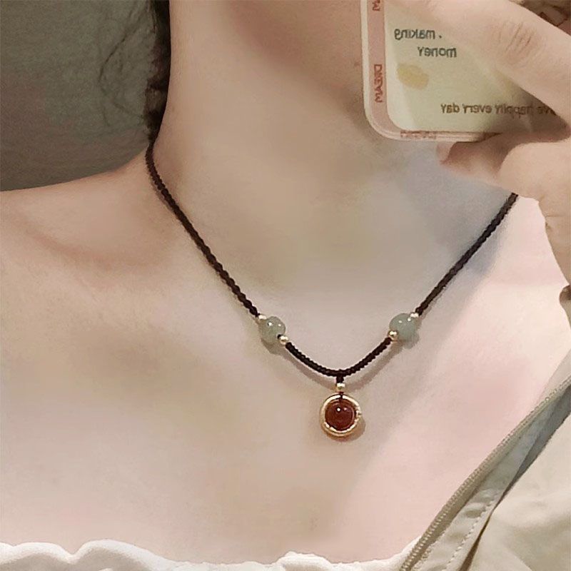 「相思豆」新中式红珠平安扣项链女小众设计感新款国风锁骨链