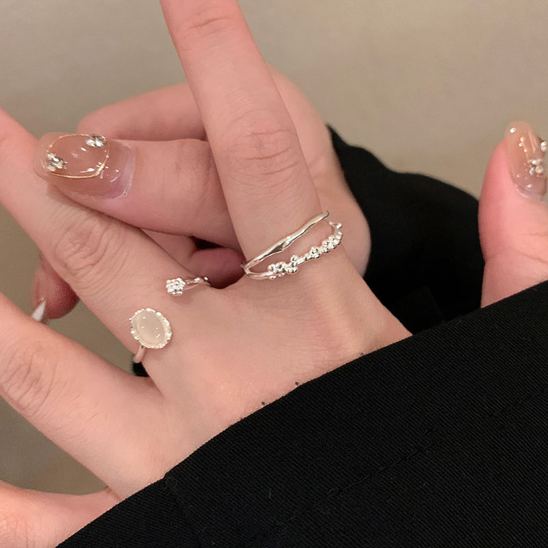 Exquisite moonstone ring ring for women, light luxury, high-end ring, fashionable personality, sweet and cool style, adjustable index finger ring