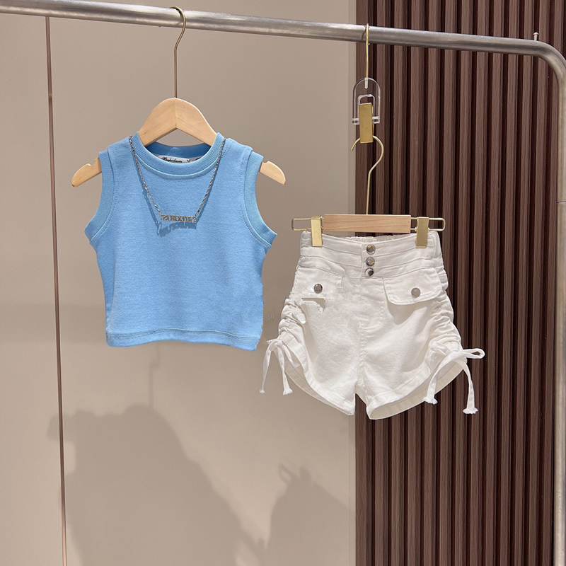 Girls summer children's clothing 2023 new style Korean version fashionable solid color vest drawstring shorts suit for middle and large children trendy