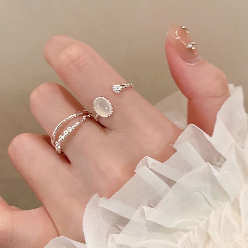 精致月光石素圈戒指女轻奢高级感指环时尚个性甜酷风可调节食指戒