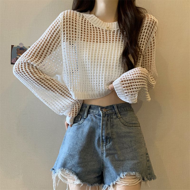  new autumn thin section hollow knitted sweater women's loose outerwear foreign style short section outerwear blouse hot girl top