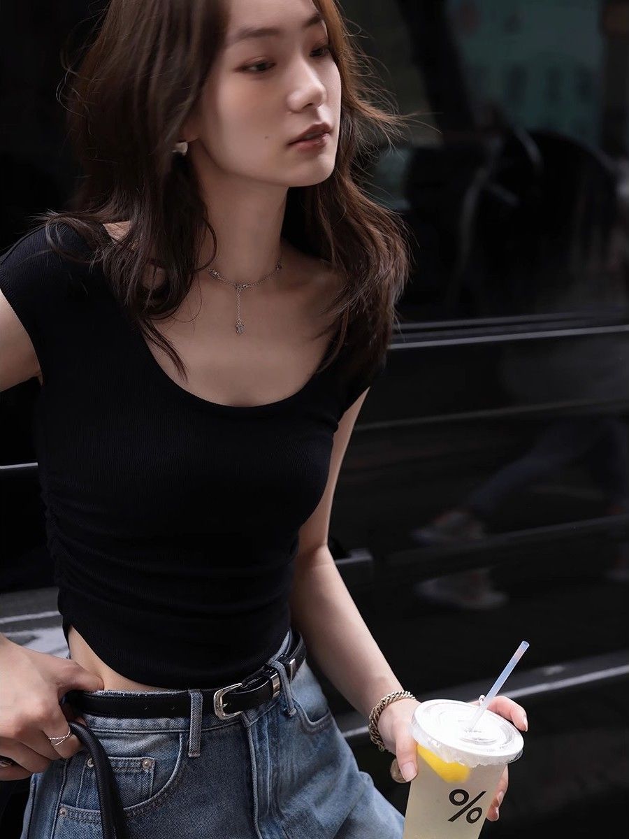 Pure desire pleated clavicle U-neck right shoulder short-sleeved T-shirt for women summer new short solid color simple versatile hot girl top