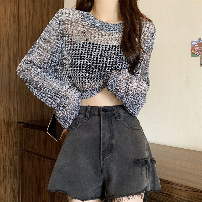  new autumn thin section hollow knitted sweater women's loose outerwear foreign style short section outerwear blouse hot girl top